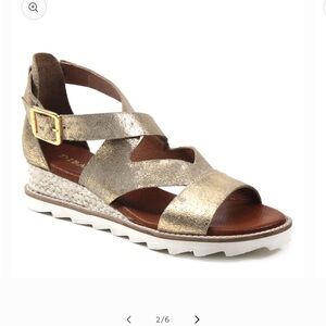 Dina True Sandal Qu Ain’t